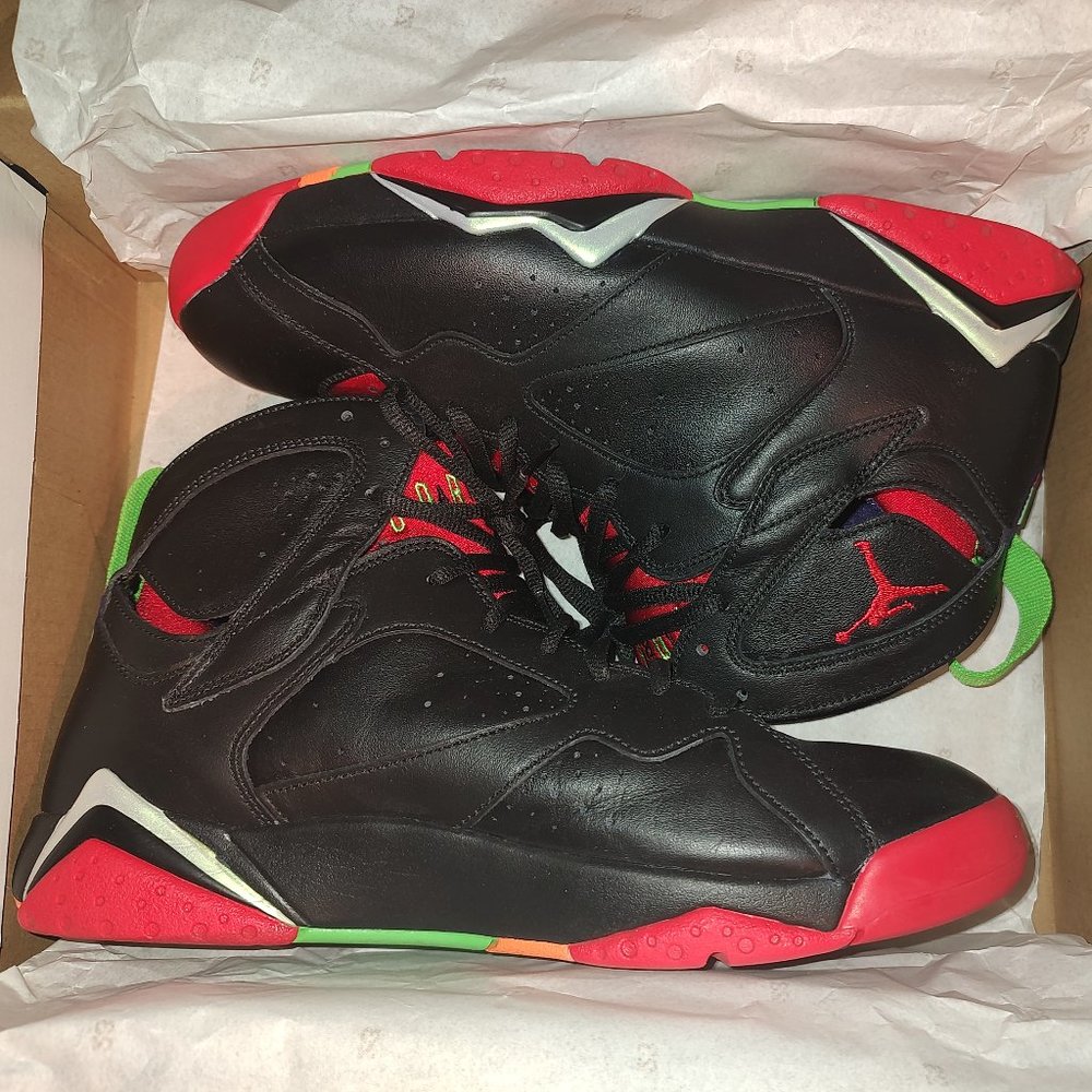 Air Jordan "Marvin The Martian" VII